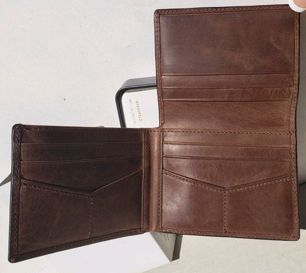NIB Fossil Men's Derrick Brown Leather Wallet 100% Leather 4 x .75 x 3.25 - Picture 5 of 11